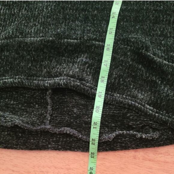 Dark Green Super Soft Bell Sleeve Pullover Hoodie Swaeter Size L - Picture 5 of 6